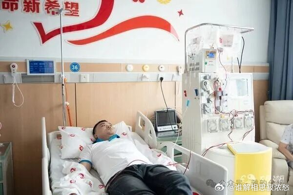 台州大哥因为善意完成跨越五年的生命接力善意始于一次不经意的选择。五年前，戴光明街