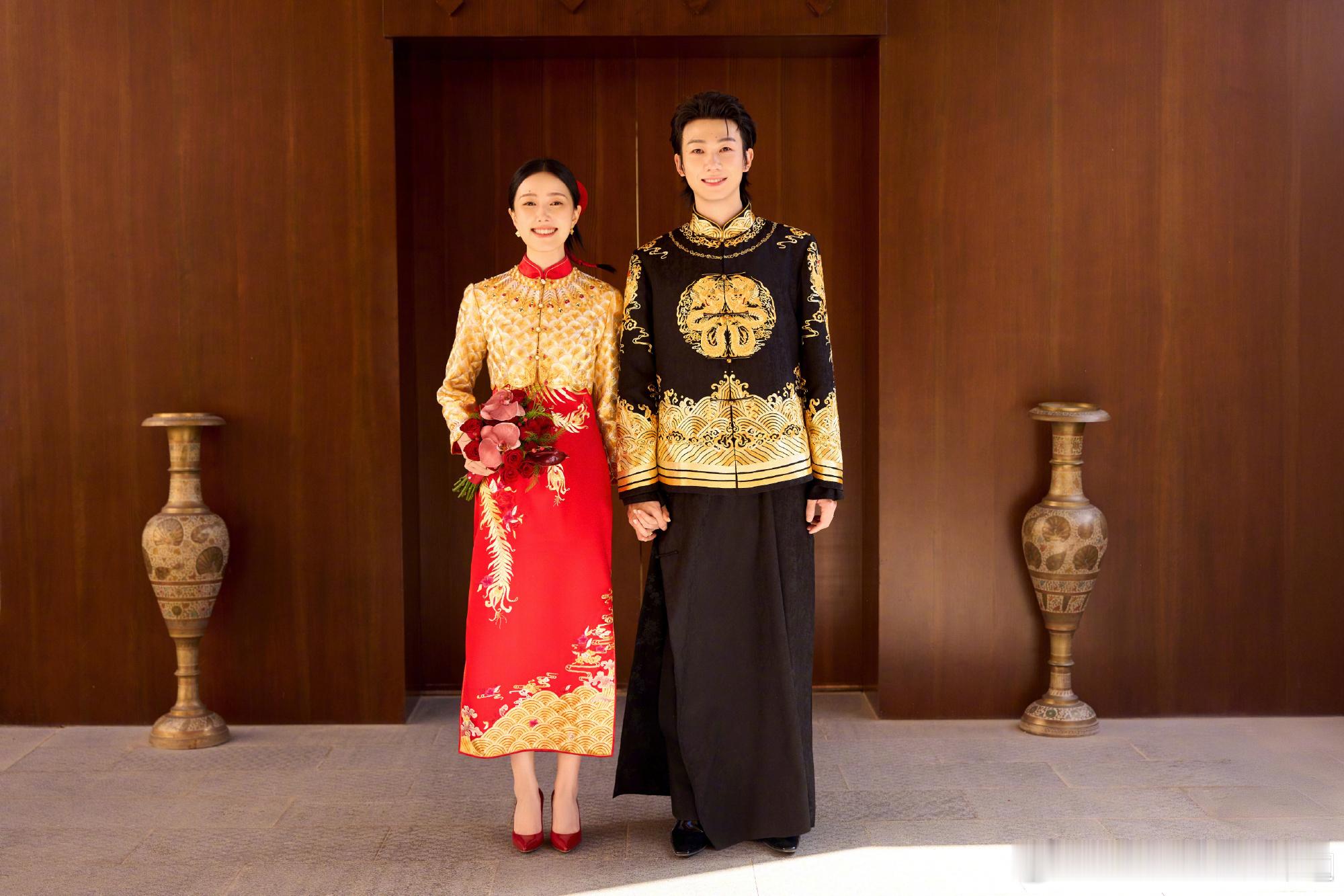 白举纲婚礼照片哇他都结婚了 ​​​