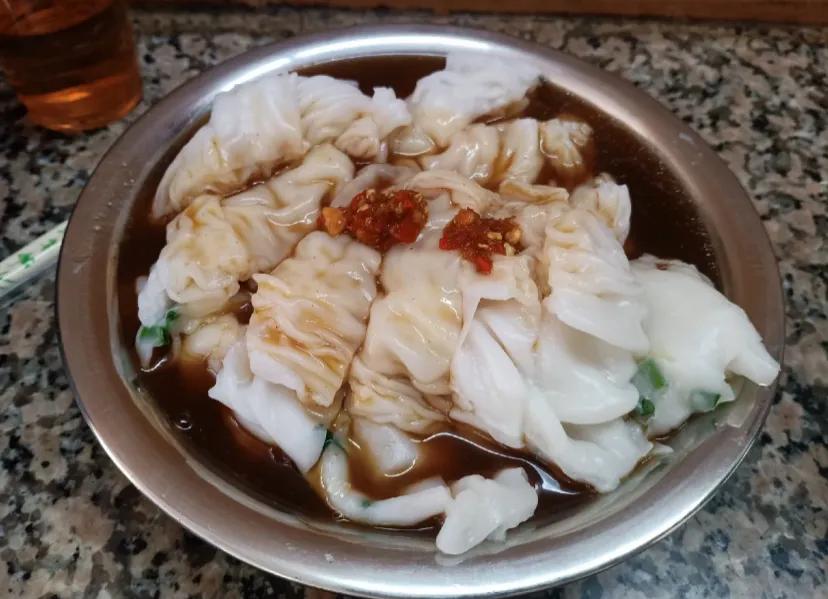 好奇怪感觉刘宪华和何老师突然变得好尴尬
不知道是不是我的错觉我今天看青年π计划有