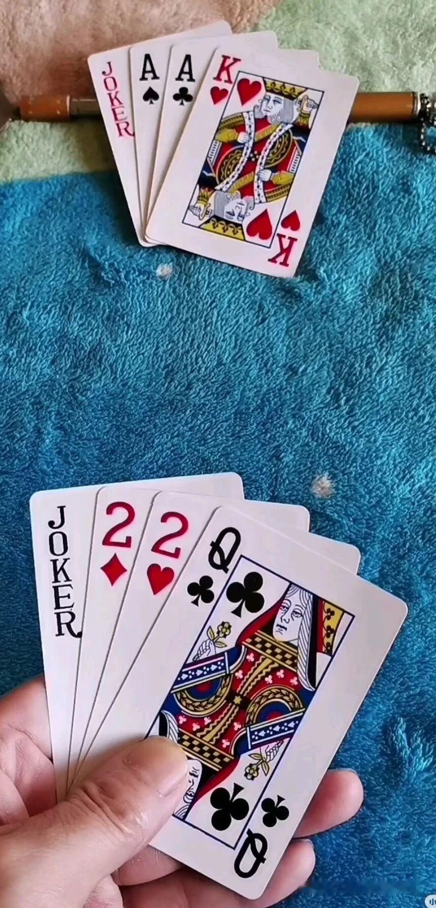 斗地主大家都会玩，下面的牌局，谁会赢呢？是不是谁先出谁就赢呢？斗地主 斗地主残局