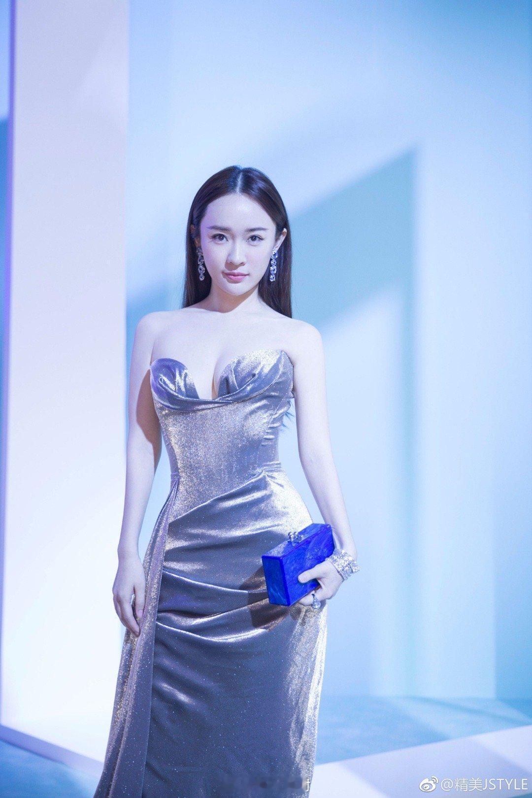 霍思燕[心][心][心][舔屏][舔屏][色][舔屏]霍思燕 ​​​