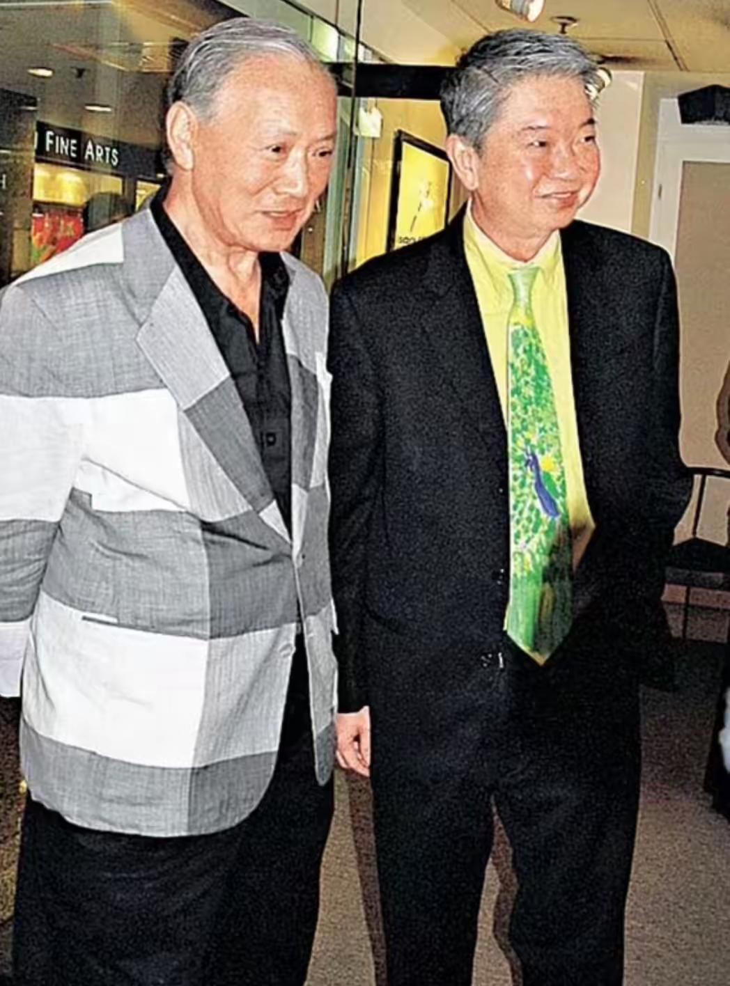 一位80岁的智者说：“从某种程度上来讲，一碗粥，一碟咸菜，人就可以吃饱。活着的成
