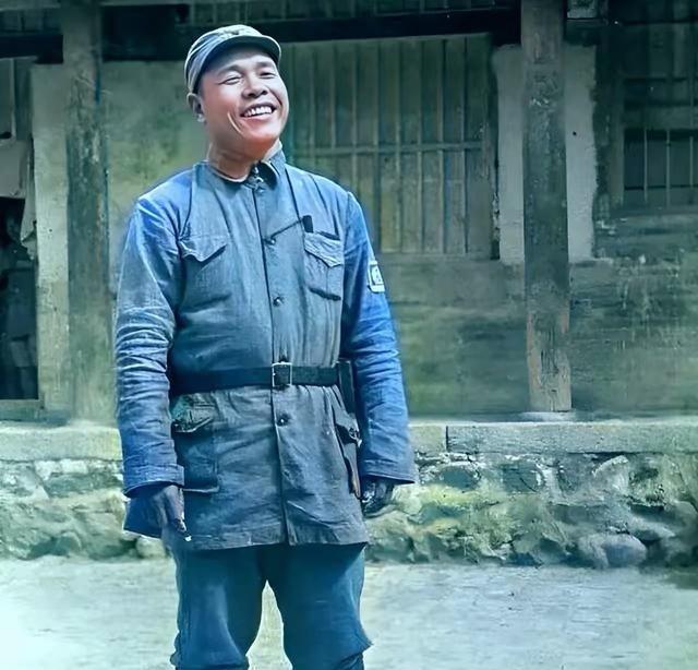 1951年，一个特务落网后，面对审讯时，说：“我的同伙？说出来吓死你们，他叫王长