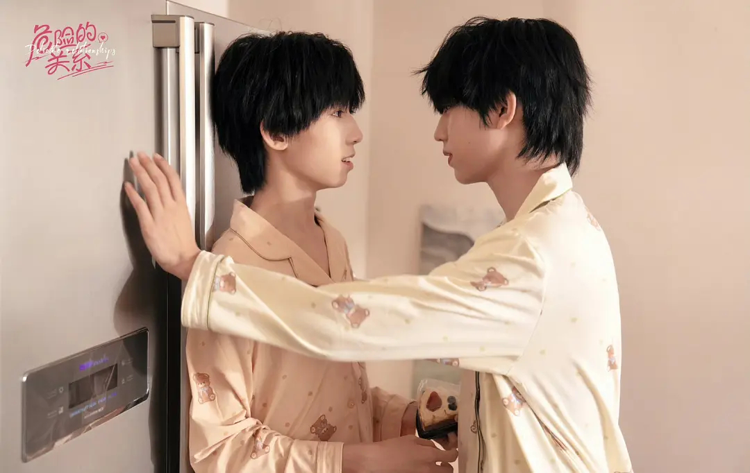 时代峰峻真的好意思吗？小小年纪就要配合出演这种戏码[黑线] ​​​