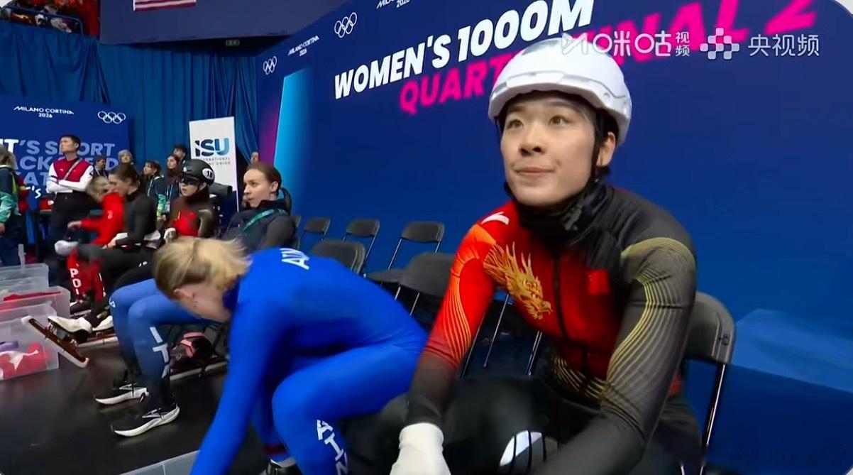 这都啥呀！张楚桐被罚下了公俐现在小组第三还得等等全民聊冬奥