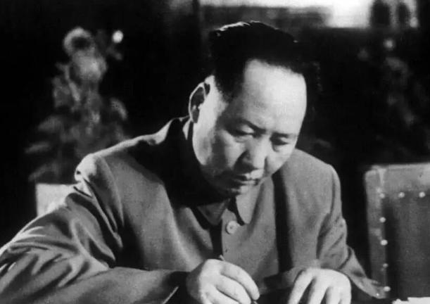 1962年对印战教员始终想不明白印度为啥这么干，是恒河水喝多了，还是觉得自己无敌