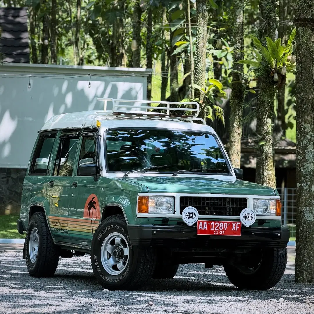 它真的不是PAJERO？！。TROOPER LS 2.3 PETROL...