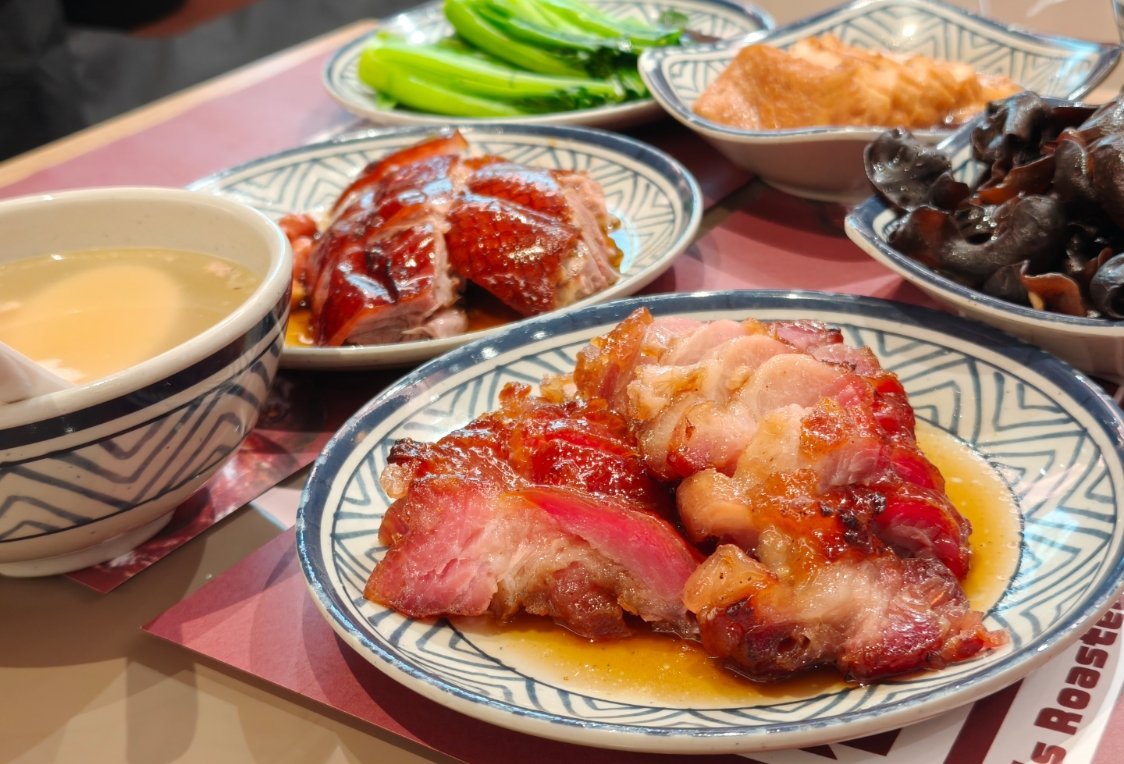 可能是之前预期被拉高了，来香港感觉挺没意思的，也就大波妹比较多  ​​​