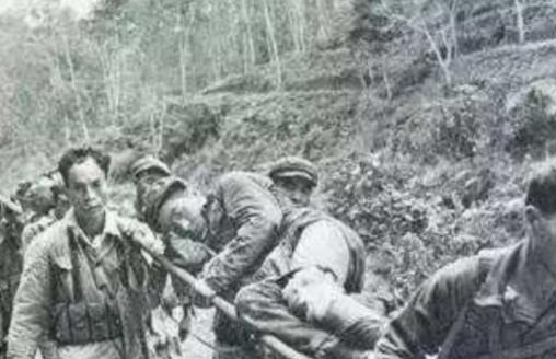 1979年，越南老百姓发现一个怪象：中国军队撤退时，为什么专炸水泥电线杆？
 