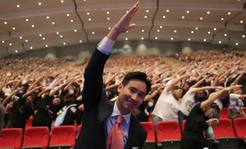 泰国总理候选人皮塔成为众矢之的的原因盘点
为什么皮塔会成为泰国政坛上的众矢之的呢