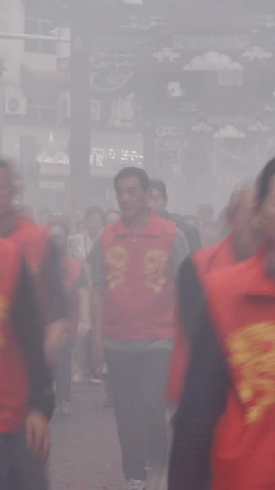 猎雨人间杀青猎雨人间硬核悬疑新剧圆满杀青，氛围感直接拉满！王千源、侯雯元实力派强