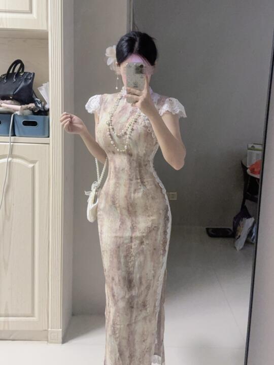 今天的旗袍真温柔～