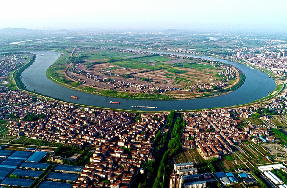 品读《山海经》539——《神州江湖》四蛇卫，汉水
原文：
汉水出鲋鱼之山，帝颛顼