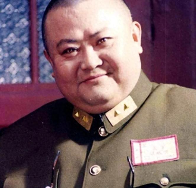 解放后，川军名将范绍增将七个妻子叫到身边，对她们说道:“现在实行一夫一妻了，你们