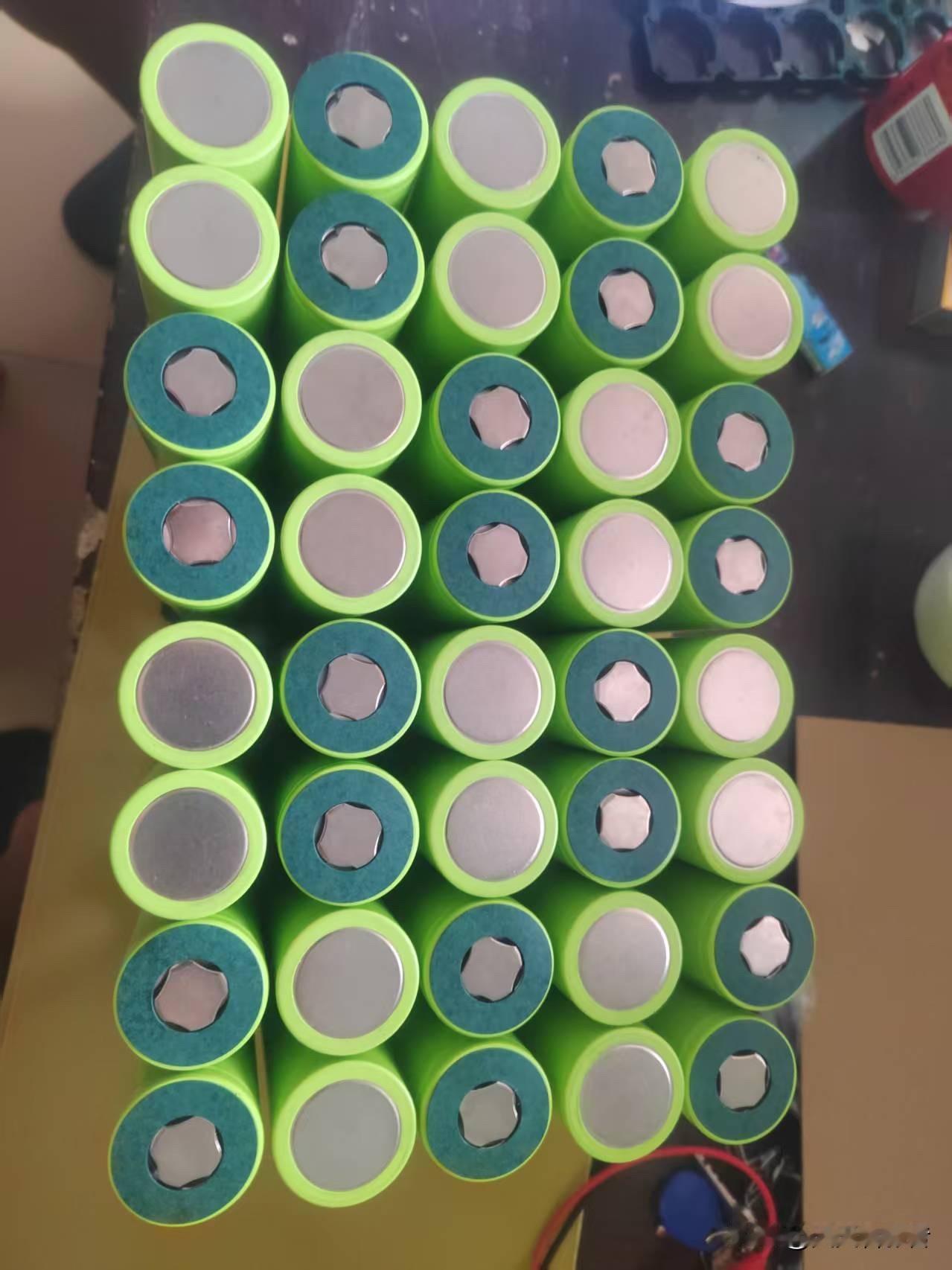 这些年一直想买个锂电池的车子，但是当地实体店都是谈虎色变，口口声声说会起火爆炸。