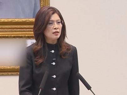 郑丽文6月23日说出一番让大陆网友目瞪口呆的话，她竟然声称，"谈统一是不切实际的