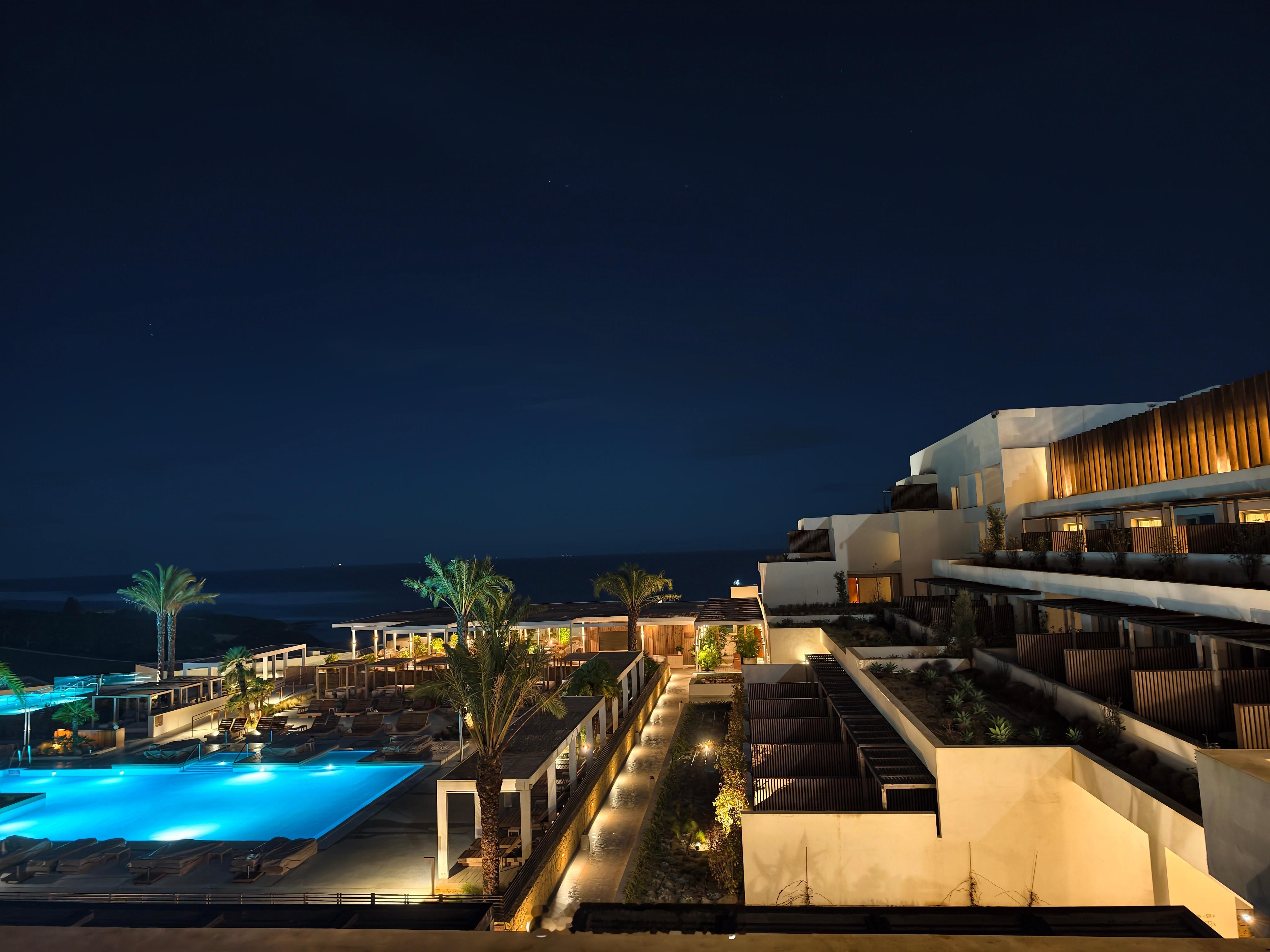 早早早，起床啦，发现自带过欧洲时间，早上起床毫无压力，有点都不困。毕竟咱那边才下