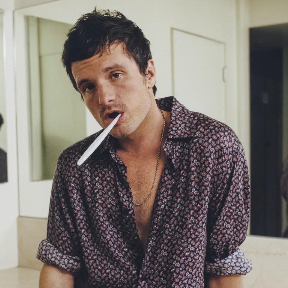 Josh Hutcherson谈到因称“自己绝对不是Swiftie”而引发的争议