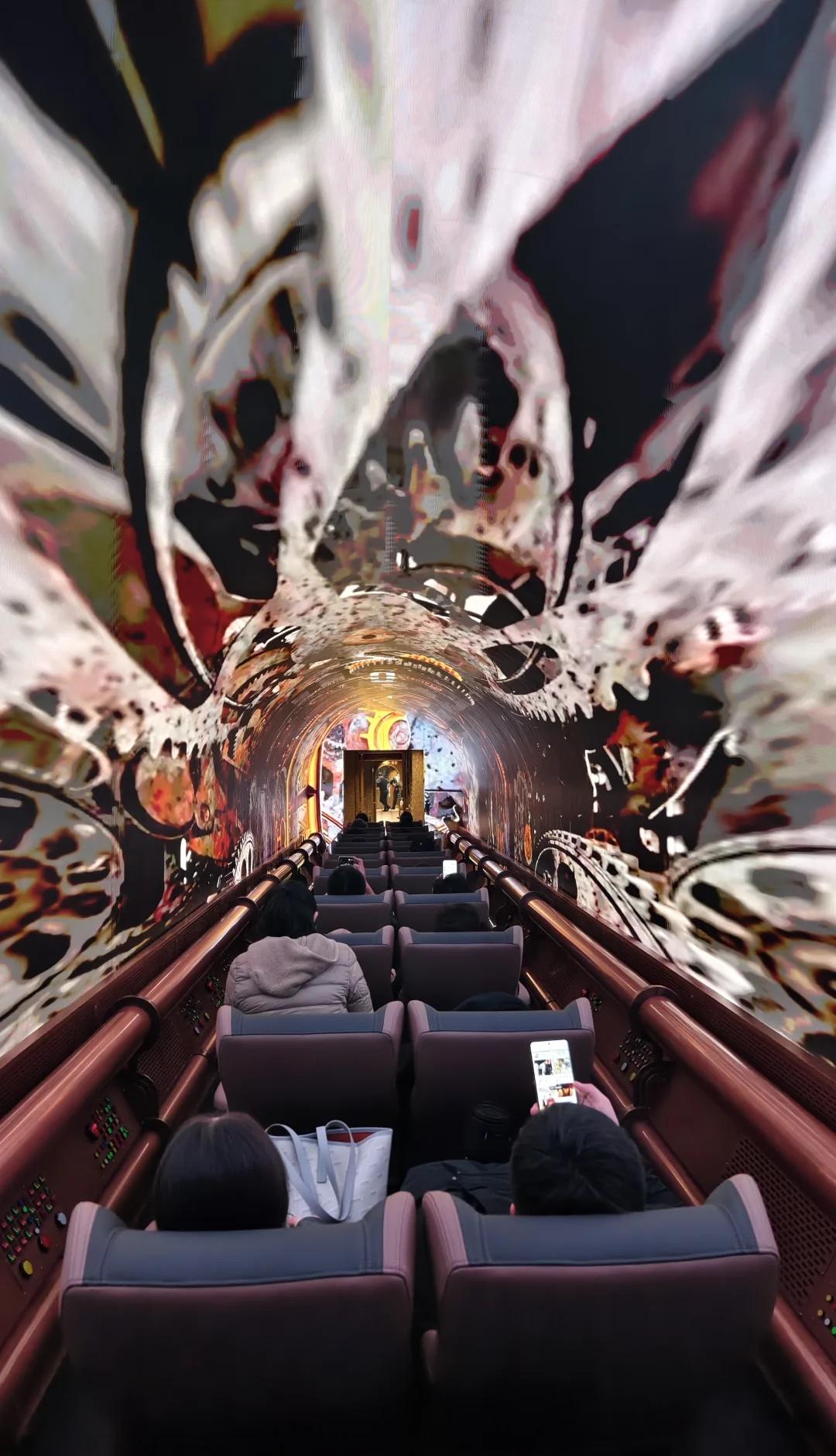 就说咱大天津酷不酷！
天津北站 津旅时光号 天津旅游集团 全国首列主题娱乐沉浸式