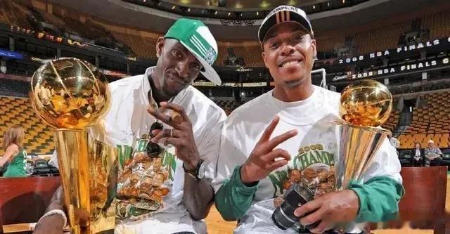 皮尔斯火上浇油，热火坐收渔利

热火作为一支黑八球队，再战胜雄鹿后，热火再分区决