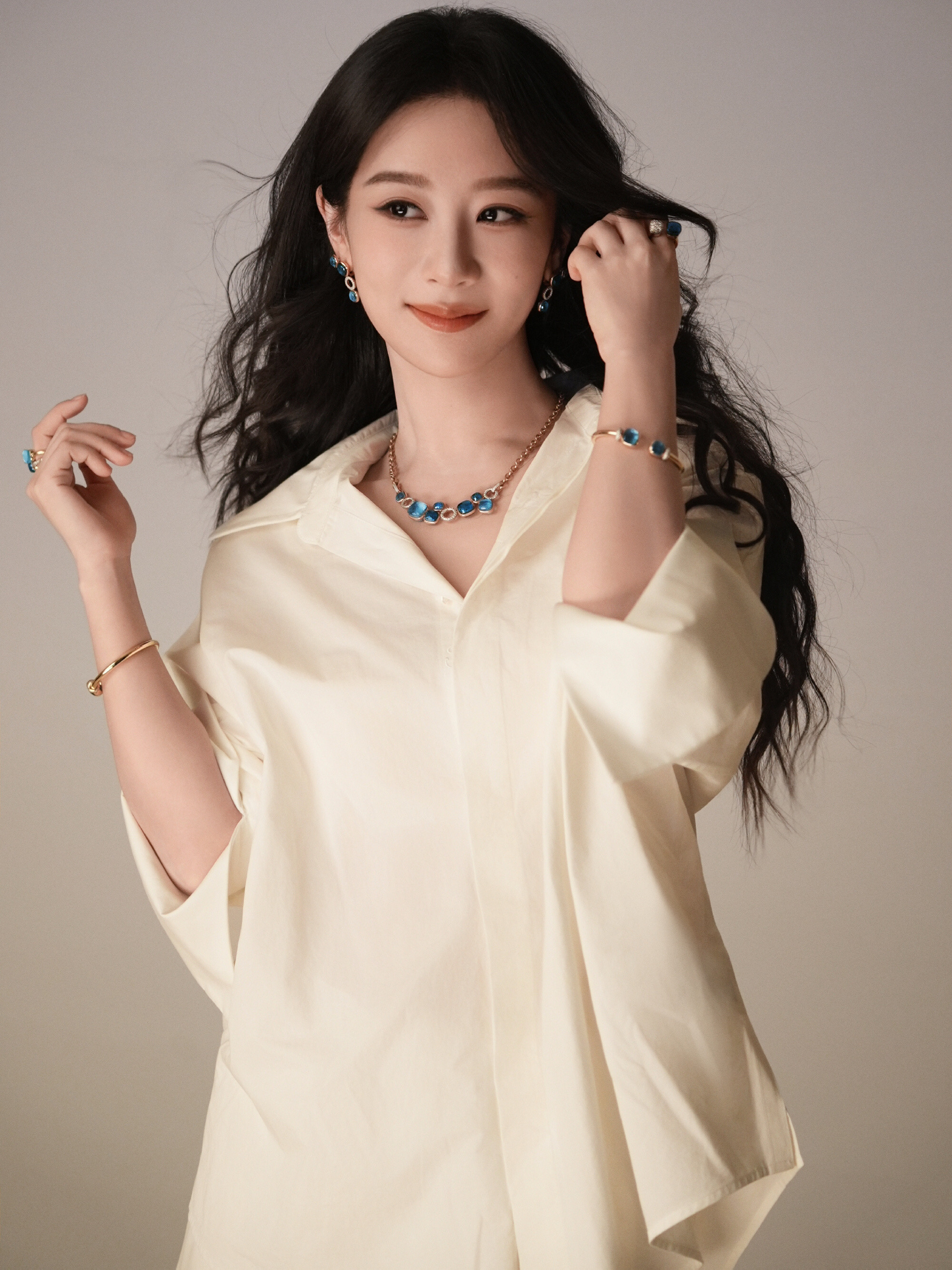 杨紫宝曼兰朵全球品牌代言人杨紫 我常常感到庆幸又快乐，因为我所生活的这个世界上，