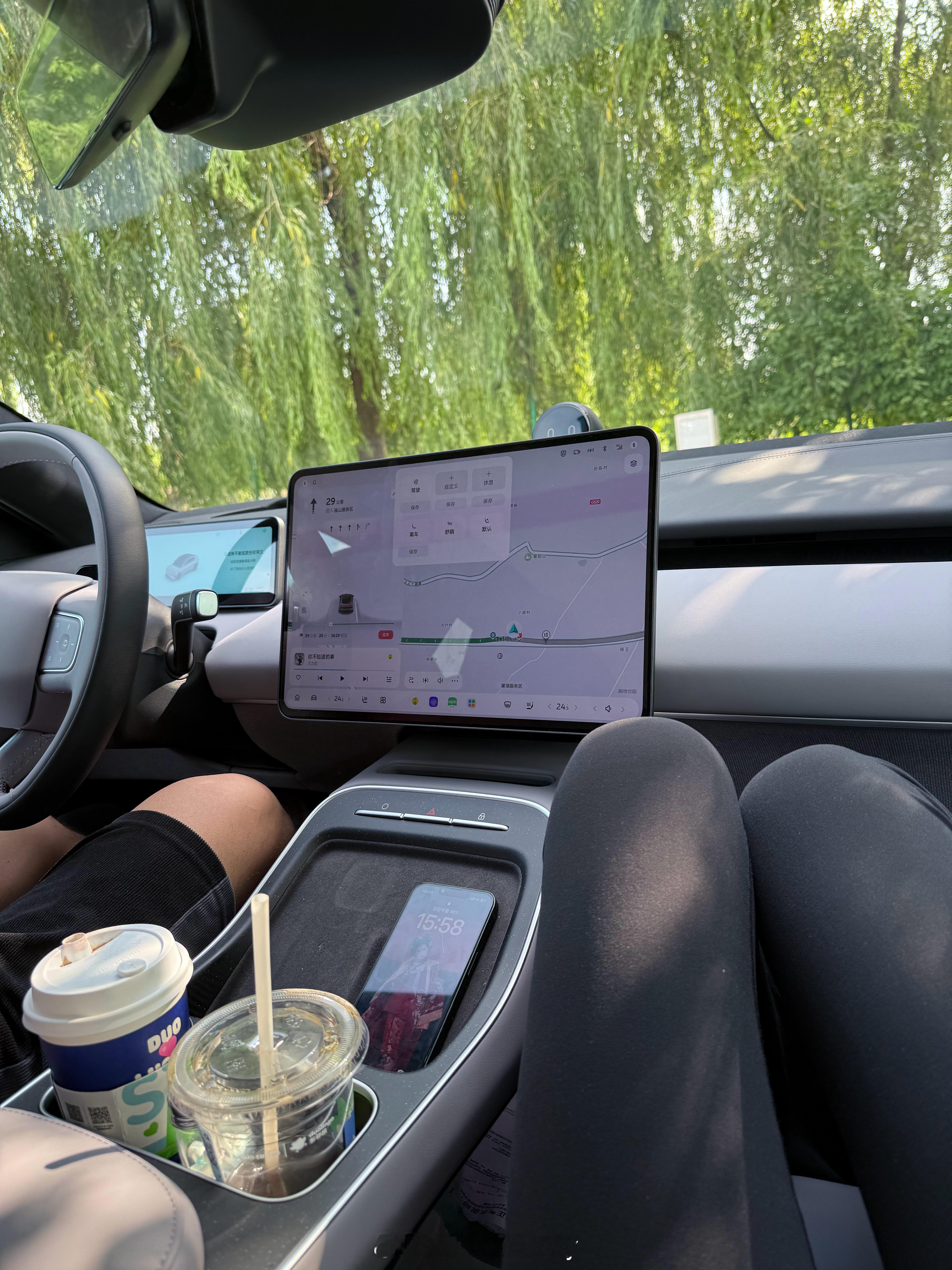 嘿嘿 自带副驾当傻瓜圣体 怎么去哪都不让我开啊[doge] ​​​
