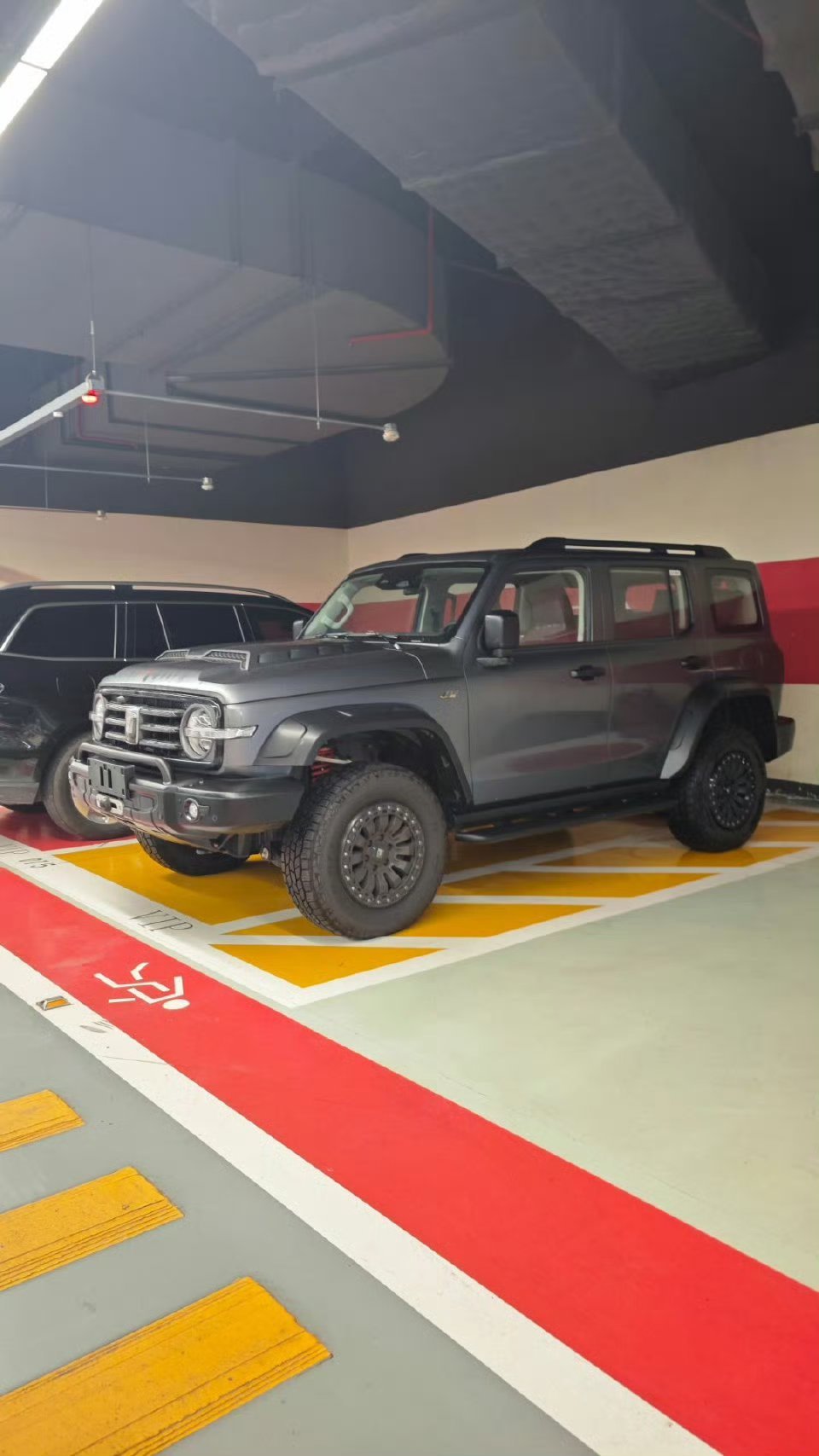 人生总该有台四驱车兄弟们，我这几台四驱车，你最喜欢哪台？  ​​​