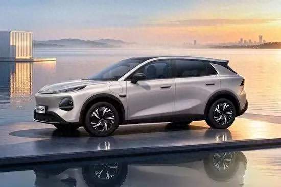 限时补贴价7.99万起！2027款长安启源Q05上市，全系506km纯电续航