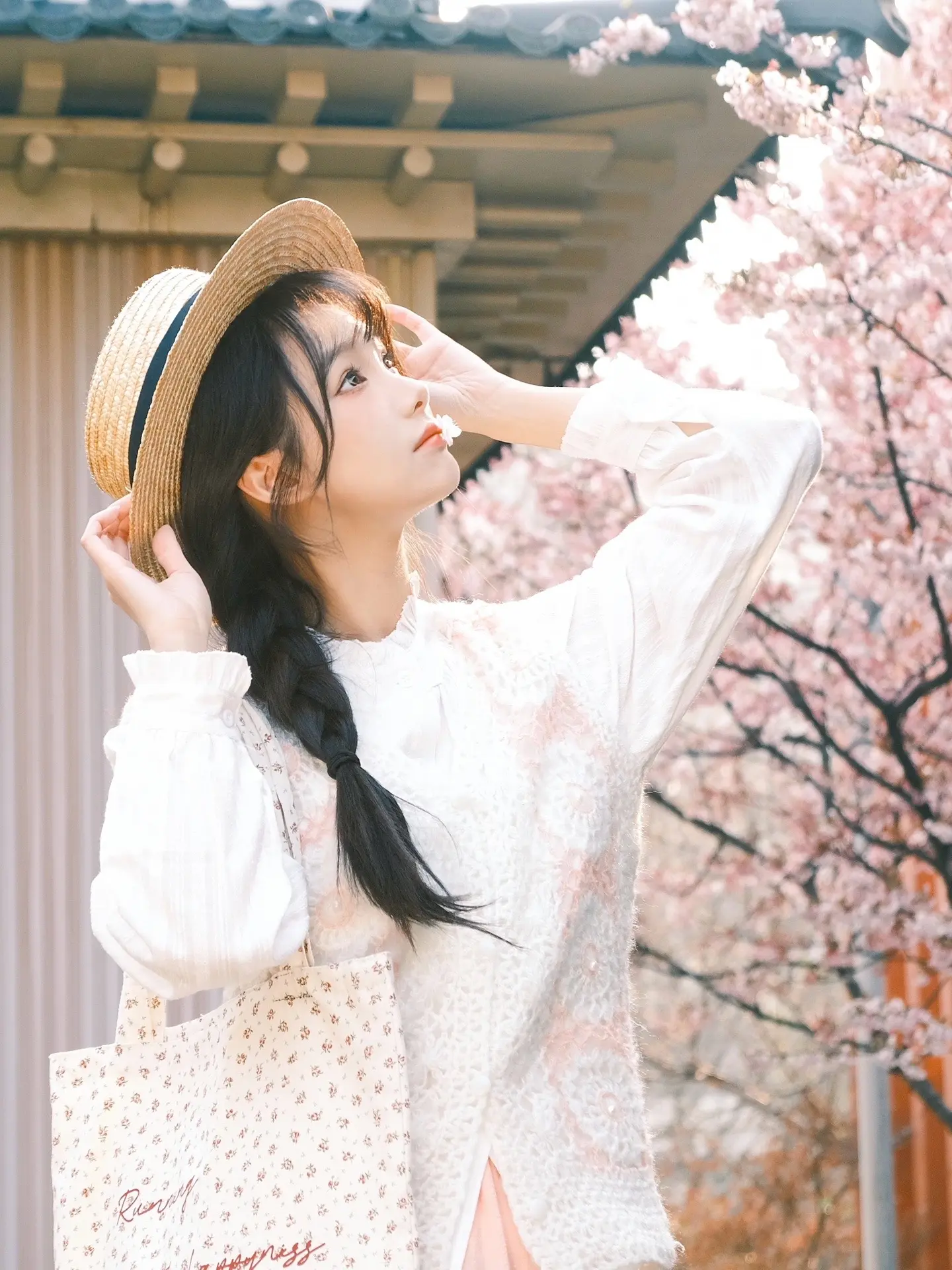 这是属于春天的氛围感 梅花 樱花🌸 春日穿搭