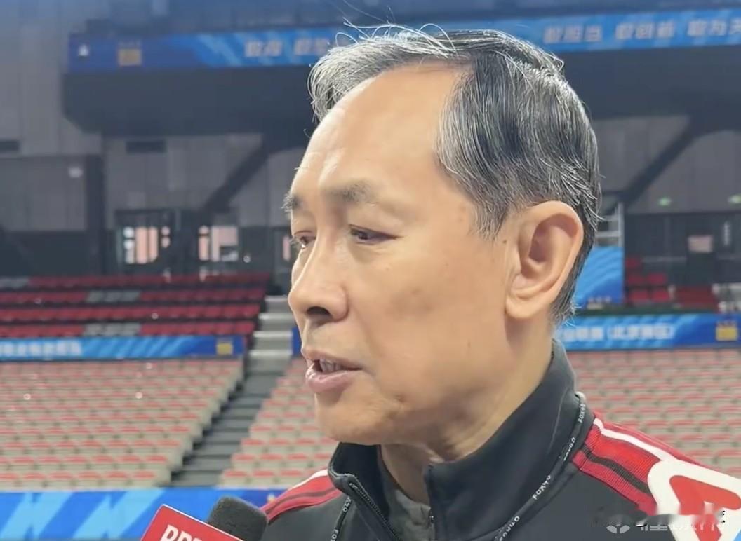 山东绝杀北京北汽…哎，这球输的挺窝囊的，山东主教练停赛，主力控卫高诗岩休战，本来