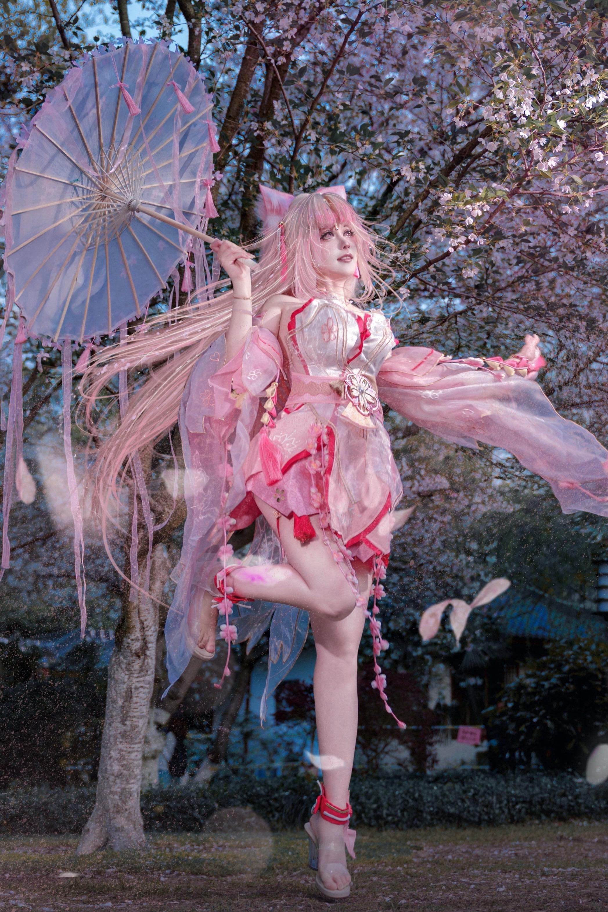 “用自信走遍海角天涯。”胡桃 愿陪你走过每一场冒险＞𐋣＜ 摄影 后期...