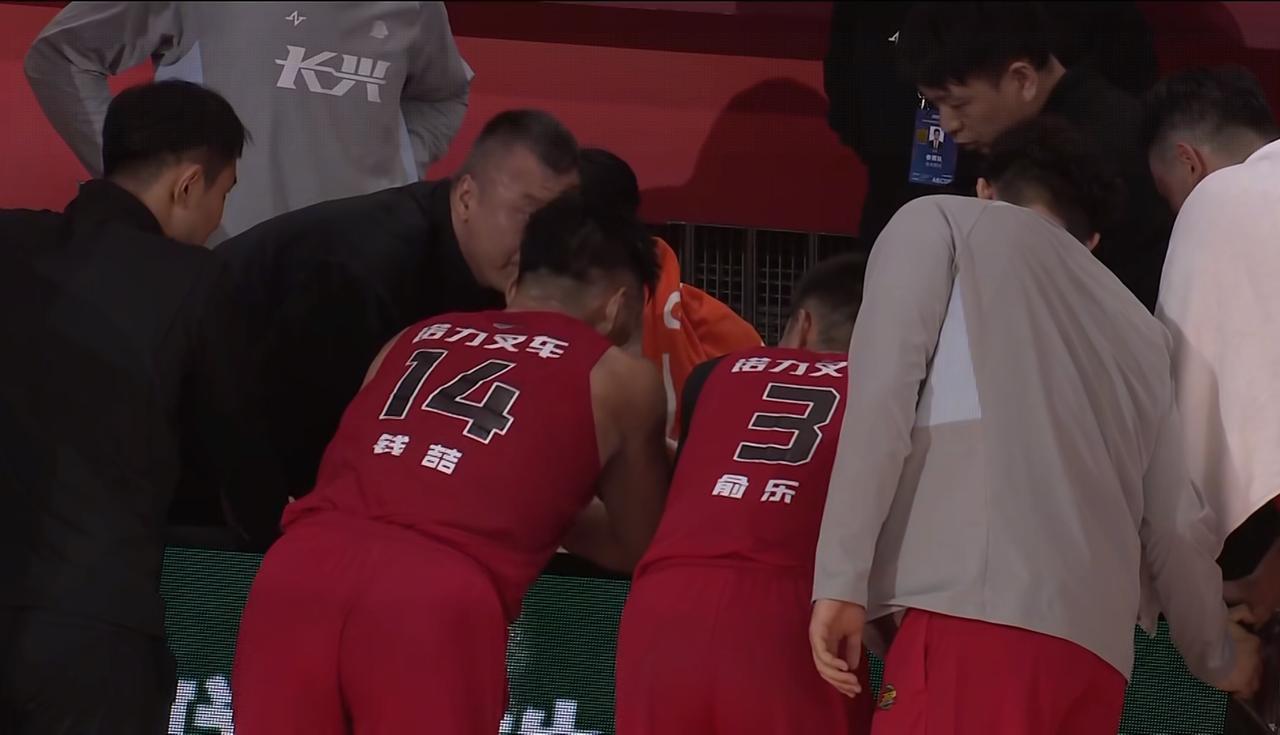 值了！今晚三选一的比赛大家选对了吗，绍兴队打永康队，丽水队打台州湾新区队，宁波队