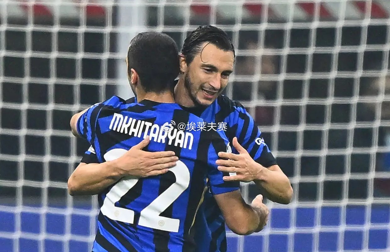 国际米兰巴斯托尼 国际米兰将在夏天迎来一场结构性变革，不仅限于后防线。巴萨对于巴