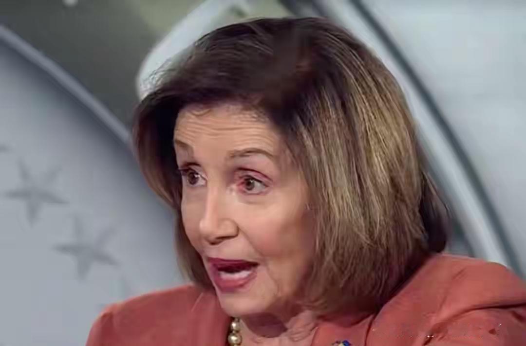 特朗普发表国情咨文时，直接当众点名批评老对手佩洛西，还指责她靠内幕交易获利，场面