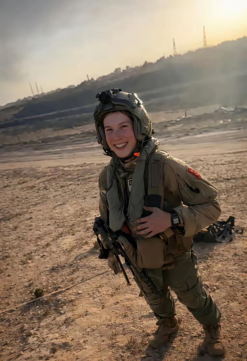 战斗机被打下来，飞行员九死一生，全世界没有半个飞行员希望自己的飞机被打下来，没办