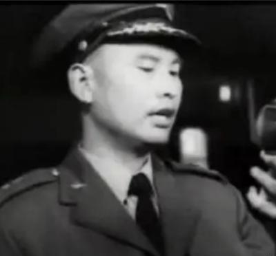 1957年，解放军副师长驾驶小船叛逃台湾，毛主席怒不可遏，让罗瑞卿立即处理，而罗