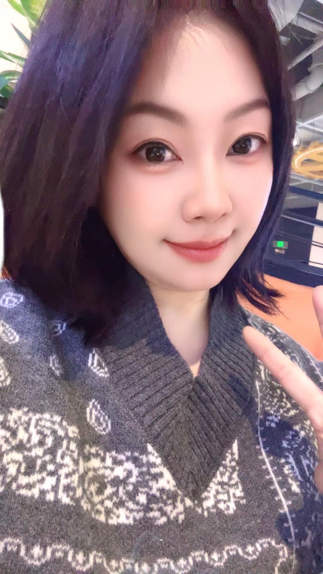 生日遇上情人节，浪漫与快乐同在，生日快乐🎂