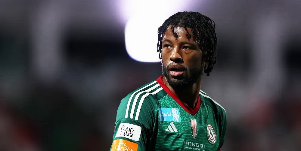 据知名记者Ben Jacobs独家透露，沙特联达曼协作的维纳尔杜姆和苏格兰中后卫