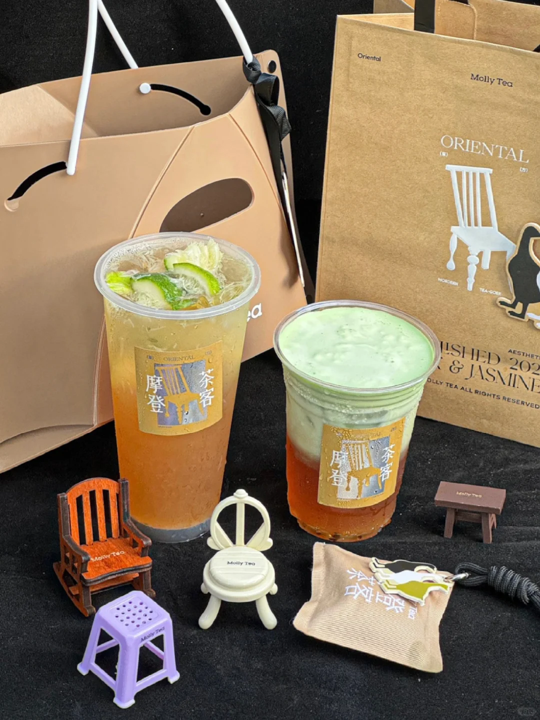 卧卧卧！！茉莉奶白新品！！小椅子好可爱啊！！！