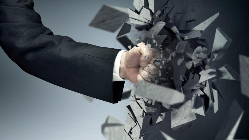 无数次历史的规律证明；特权阶级的最终结局就是消亡。
 
当特权在一个社会中确立其