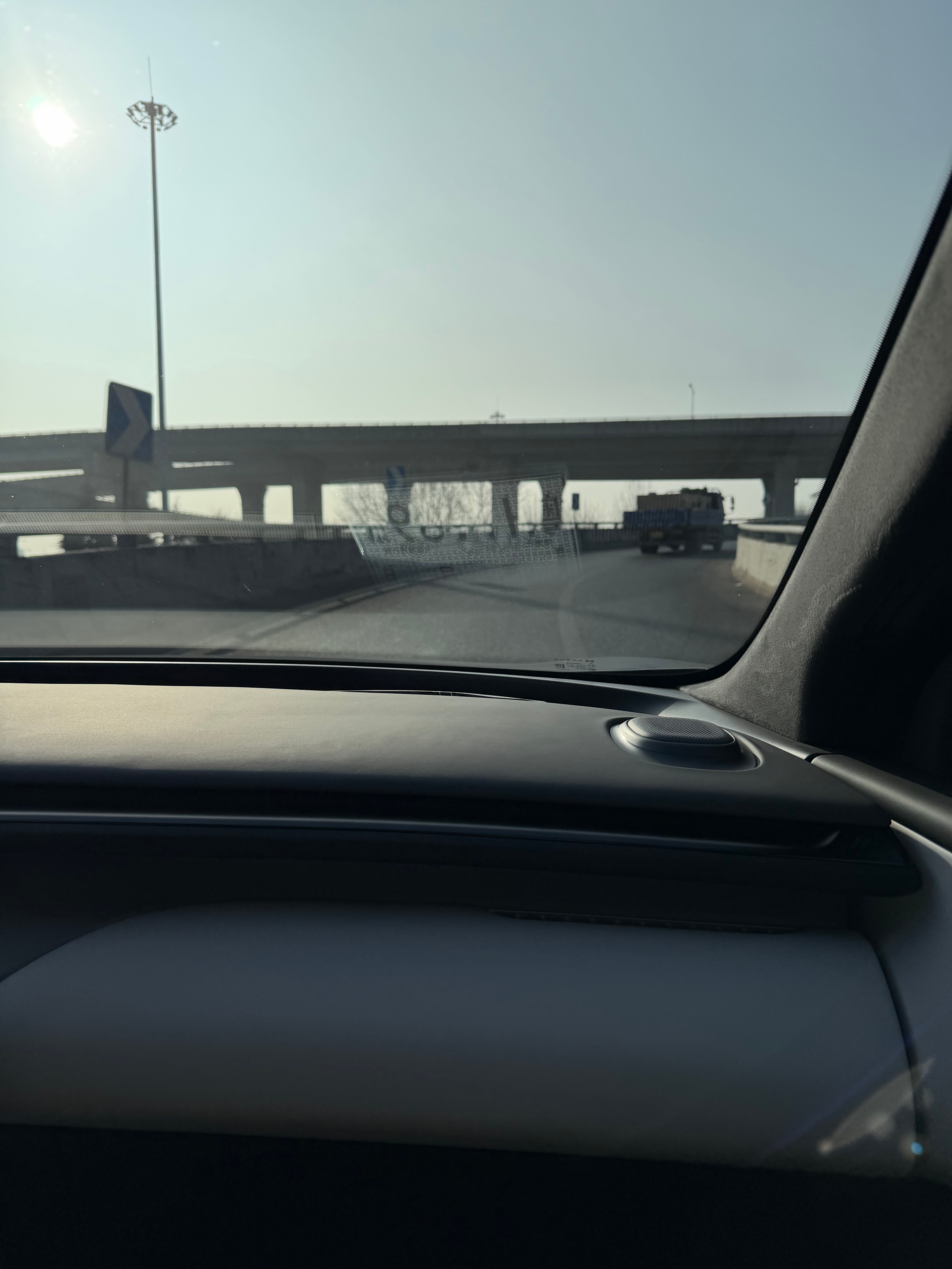 明天早上五点起床拍日出，家人们，你们觉得我可以起来吗