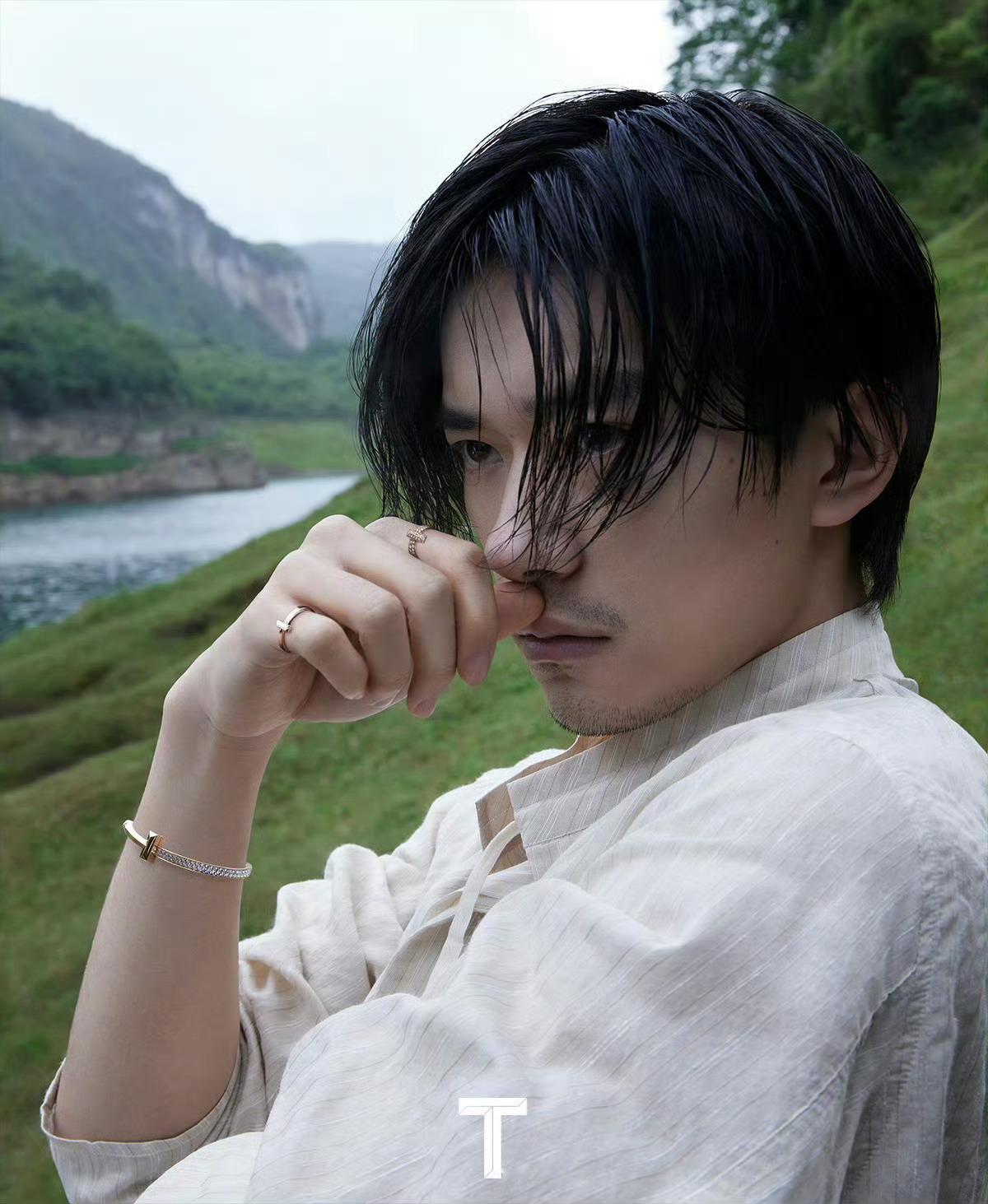 关于易烊千玺，业内知道他演技好，观众知道他演技好，国际上知道他演技好，那些所谓的