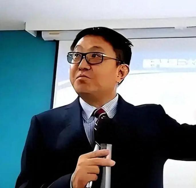 2020年，“核酸大王”张核子在三年疫情期间趁机牟取“国难财”，通过核酸造假害了