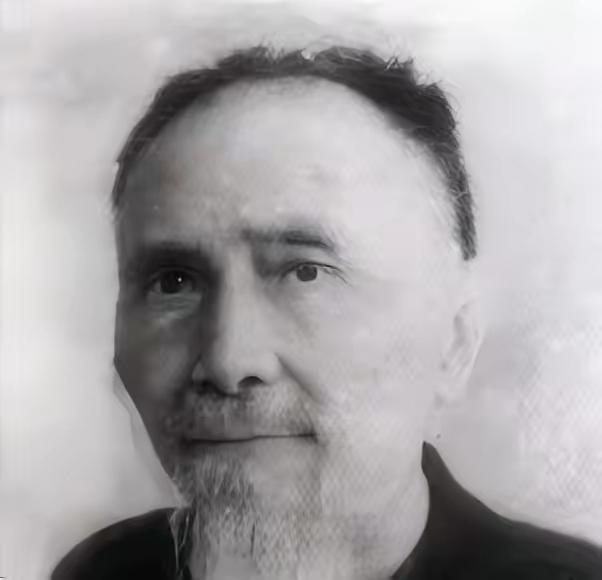 日军送来断头饭，66岁孙中山保镖埋头啃鸡，藏两根骨头连夜越狱，天亮敌人彻底崩溃