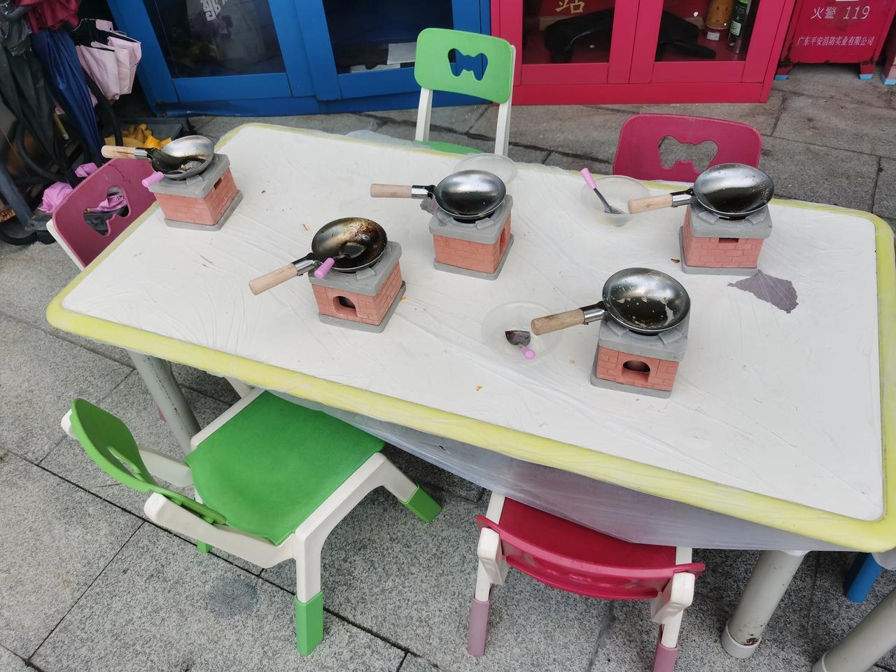 妈妈，今天我们在幼儿园煎鸡蛋，好开心(●°u°●)​ 」小宝贝放学后很开心地跟我