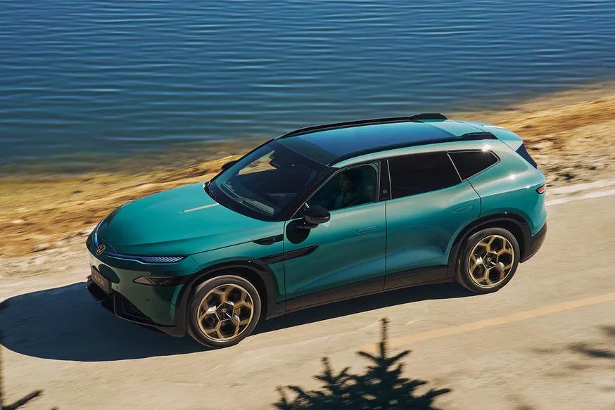 大众联手小鹏打造的纯电SUV，终于来了！全新大众与众08正式开启预售，专为国内用