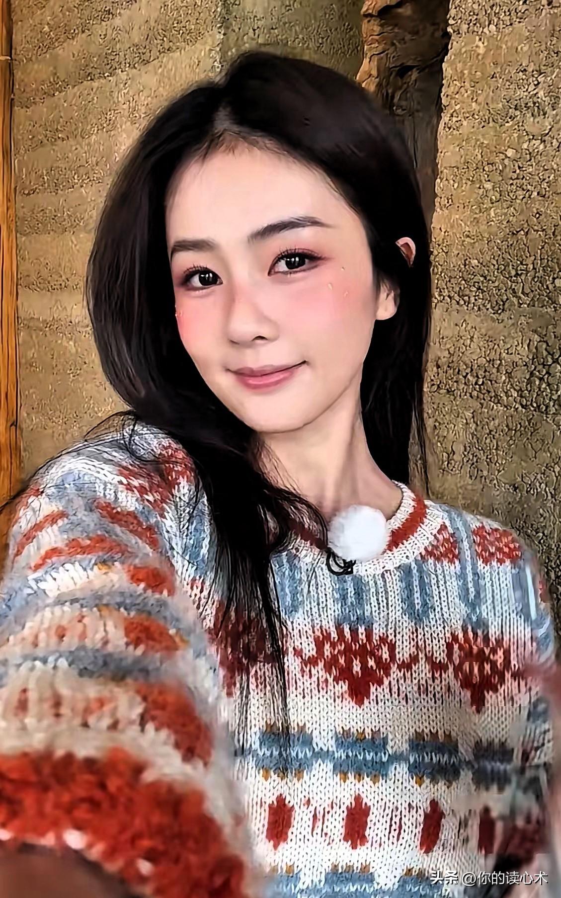 白鹿最终还是顶不住舆论压力，取消了泰国见面会！
​说实在的，这就是一趟浑水，她应