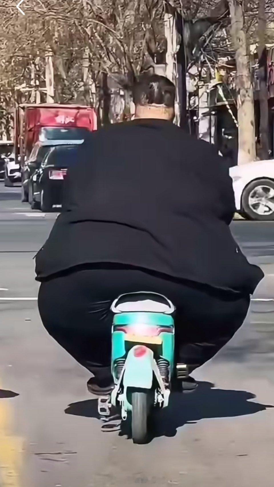 如果你压力很大，就想想这俩摩托车…… ​​​