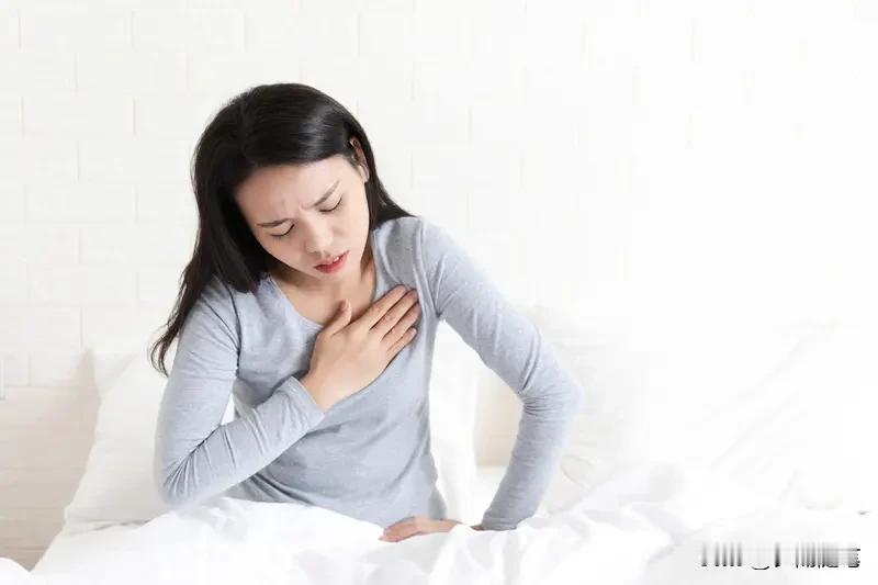 胸闷气短可不都是植物神经紊乱的症状。精神高度紧绷、烦躁焦虑等负面情绪，会导致植物