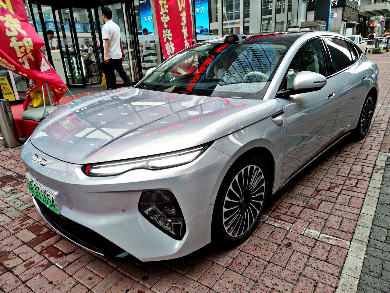 旗舰新贵《海豹08》上市
   2026年7月2日，比亚迪海洋网旗下，一款全新旗